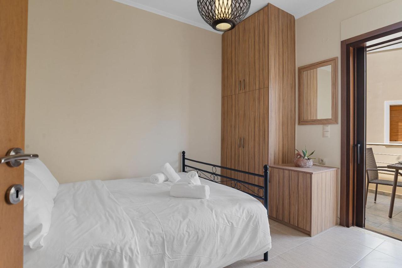 Amphitrite Beach House Chania  Bagian luar foto